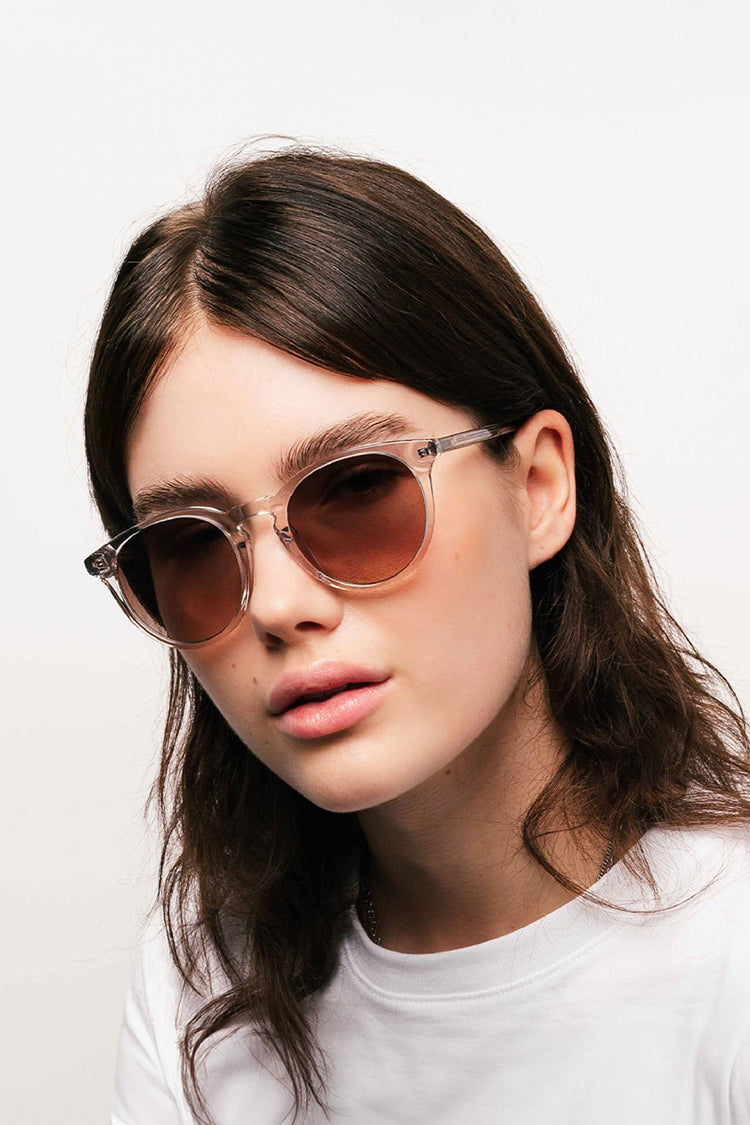 MESSYWEEKEND Brown Rose New Depp Sunglasses