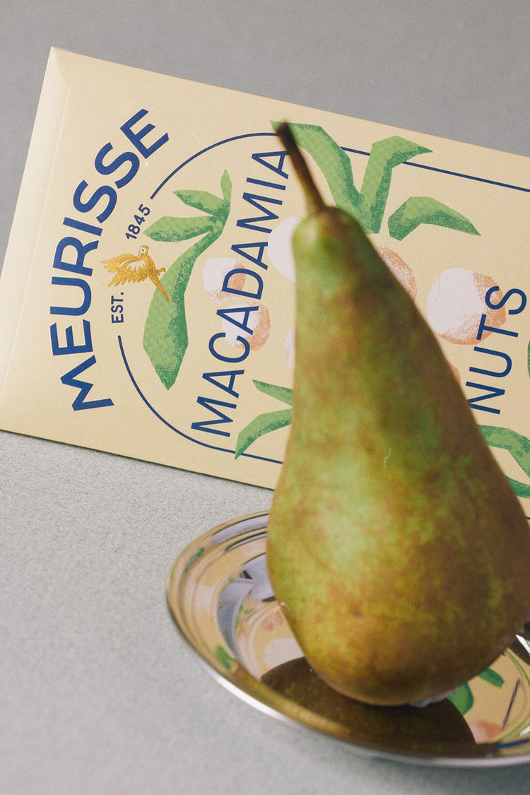 Meurisse Milk Chocolate With Macadamia Nuts 100g