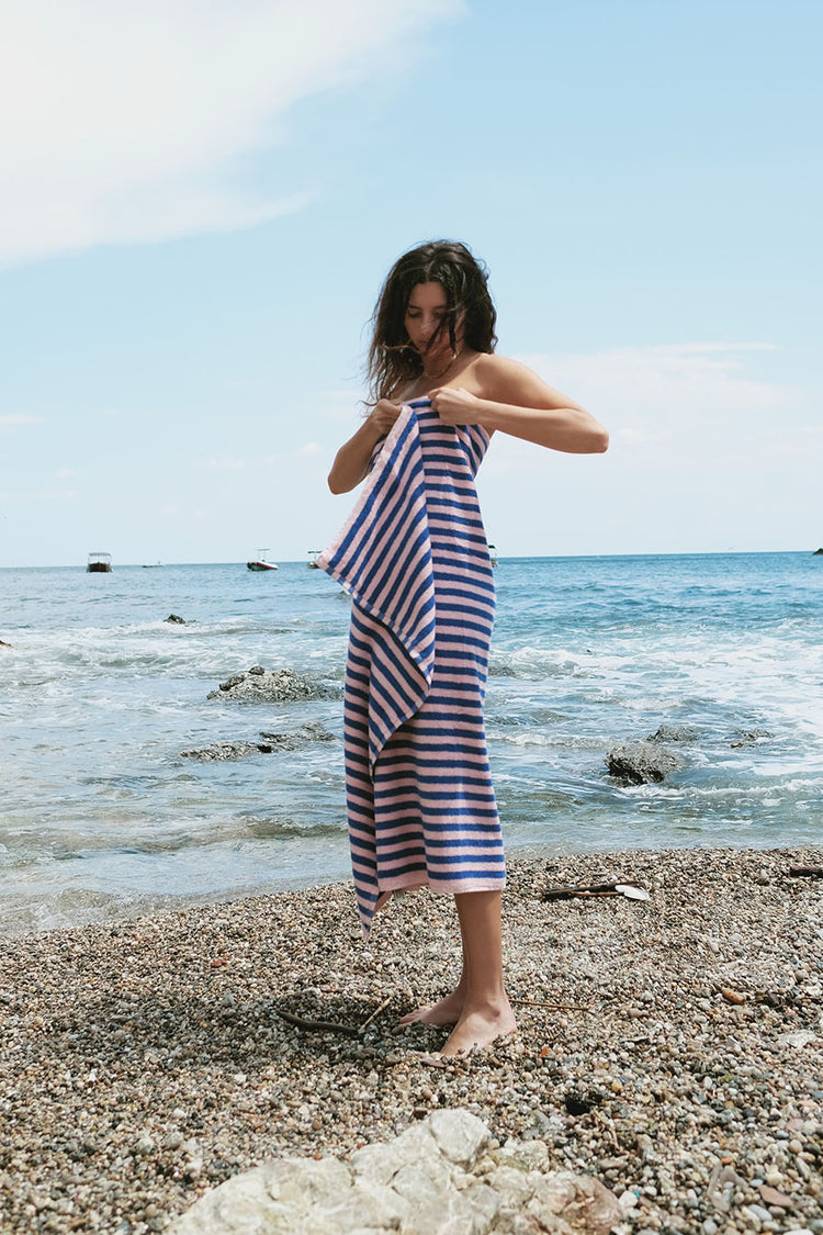 Bongusta Dazzling Blue & Rose Naram Bath Towel