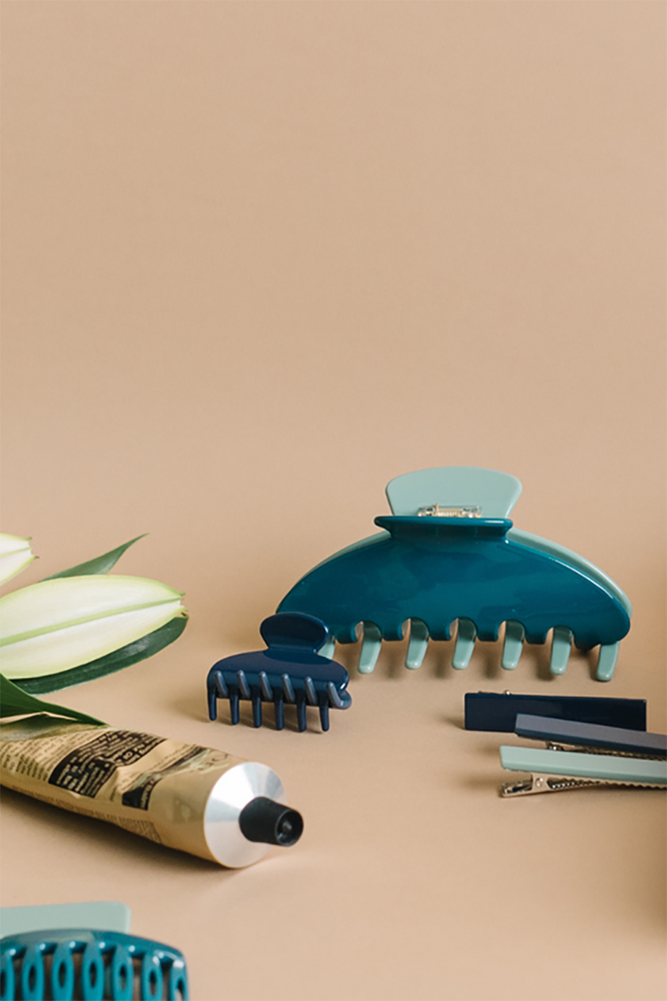 Nat + Noor Teal Blue Robin Large Hair Claw