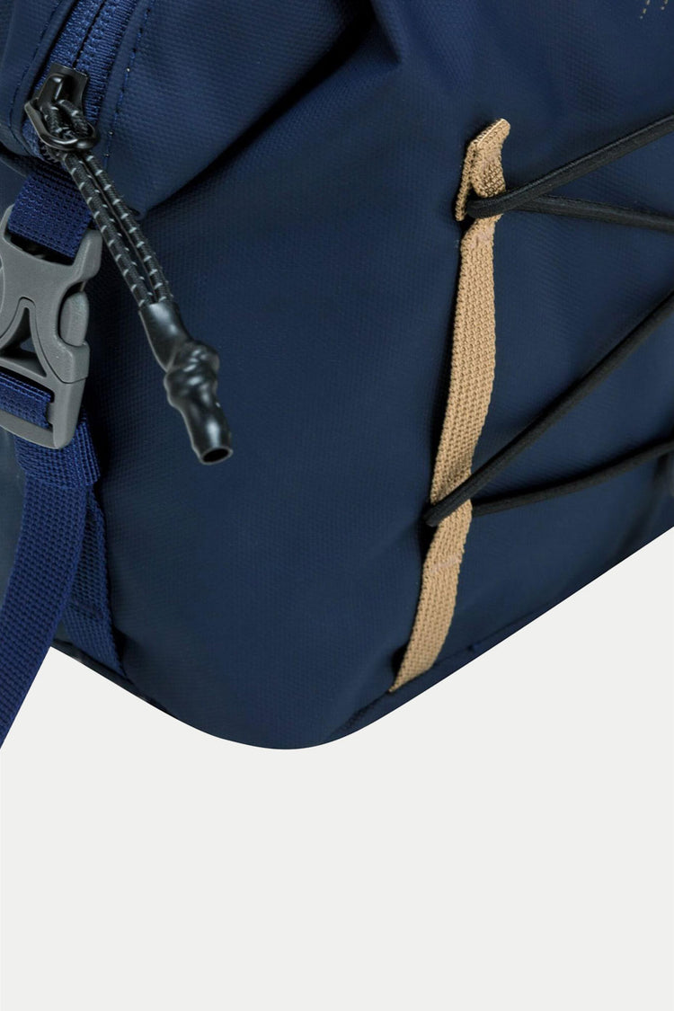 Elliker Navy Angram Washbag