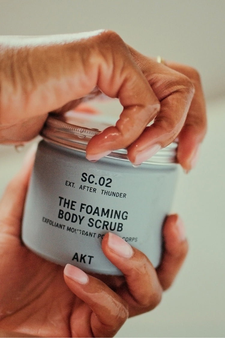 AKT After Thunder Foaming Body Scrub