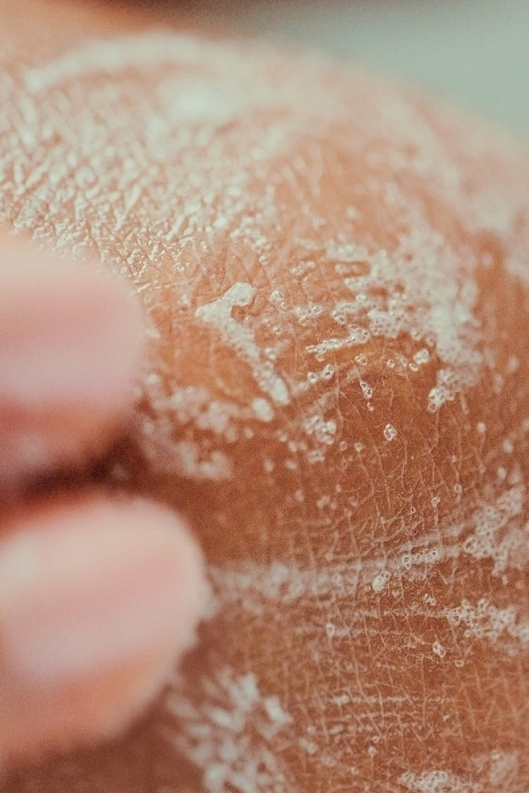 AKT After Thunder Foaming Body Scrub