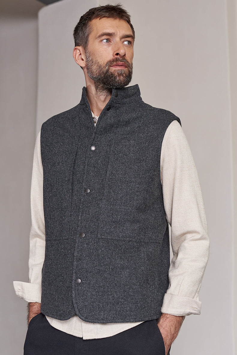 About Companions Anthracite Lambswool Wendel Vest
