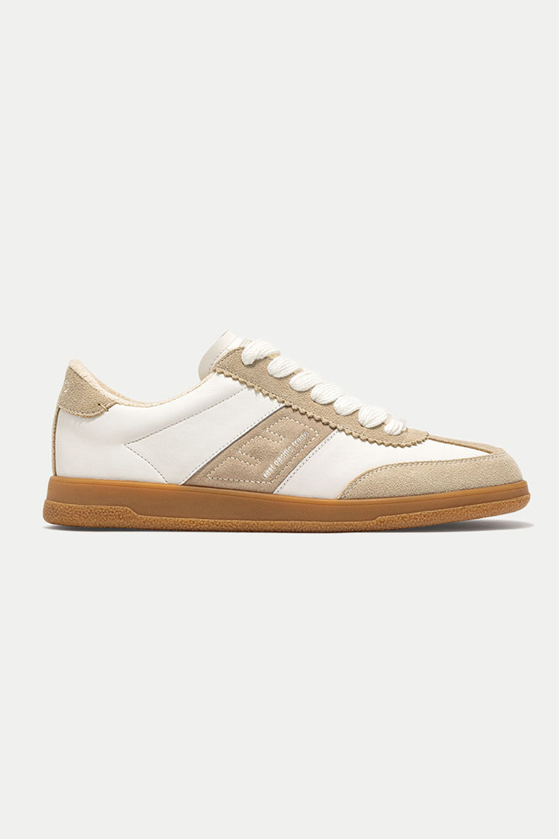 East Pacific Trade Beige White Santos Trainers Mens