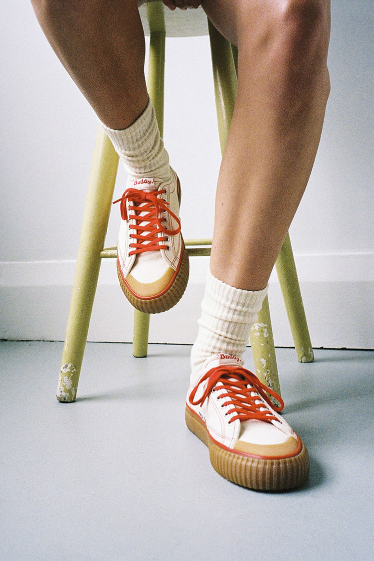 Collective Canvas Off White Red Buddy x CC Trainers Mens