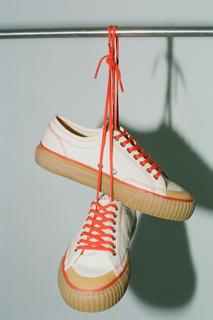 Collective Canvas Off White Red Buddy x CC Trainers Mens