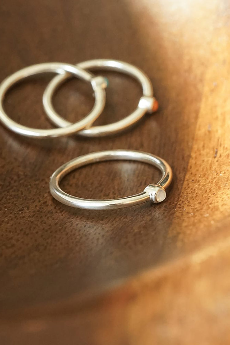 Daisy London Silver Rainbow Moonstone Healing Ring