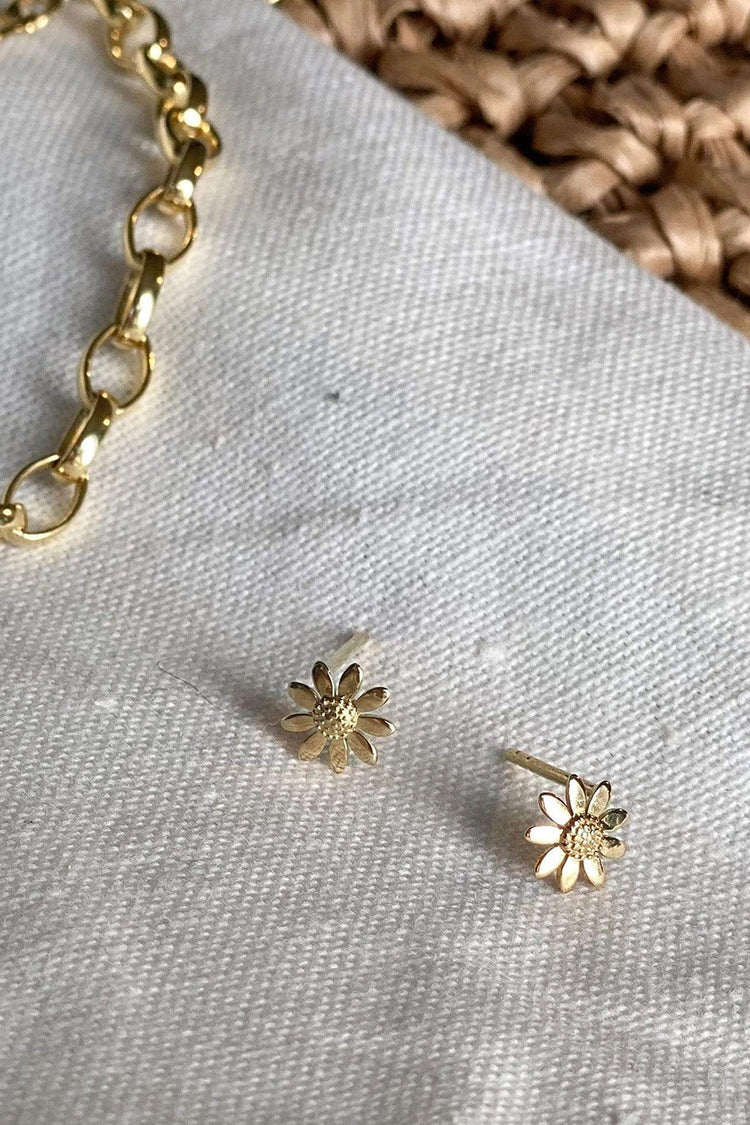 Daisy London Gold Plate Marguerite Daisy Stud Earrings