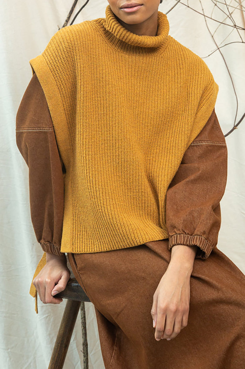 Beaumont Organic Ochre Marl Kanon Knitted Vest