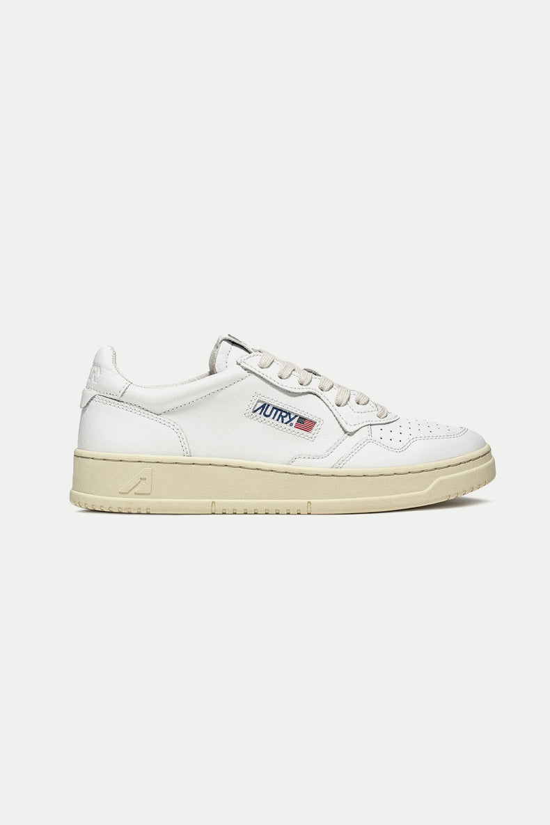 Autry White Medalist Leather Trainers Womens