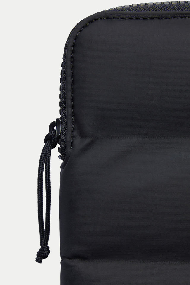 Rains Black Laptop Quilted Cover 11''