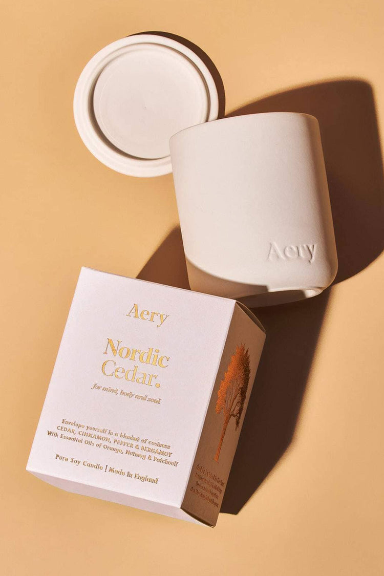 Aery Nordic Cedar Scented Candle