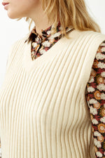Oatmeal Shell Beach Sweater Vest
