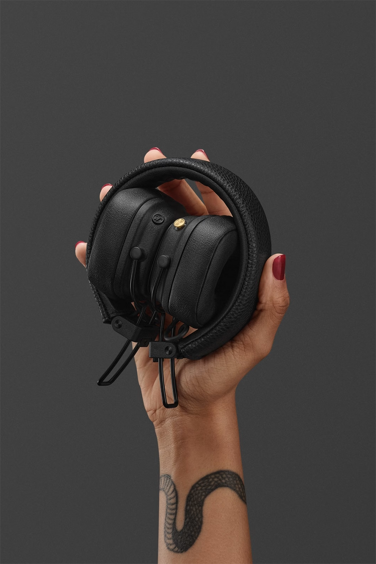 Black Major V On-Ear Headphones