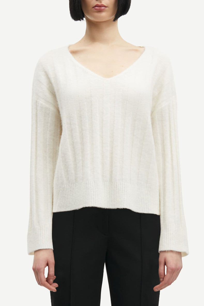 Clear Cream Sanor V-Neck Sweater