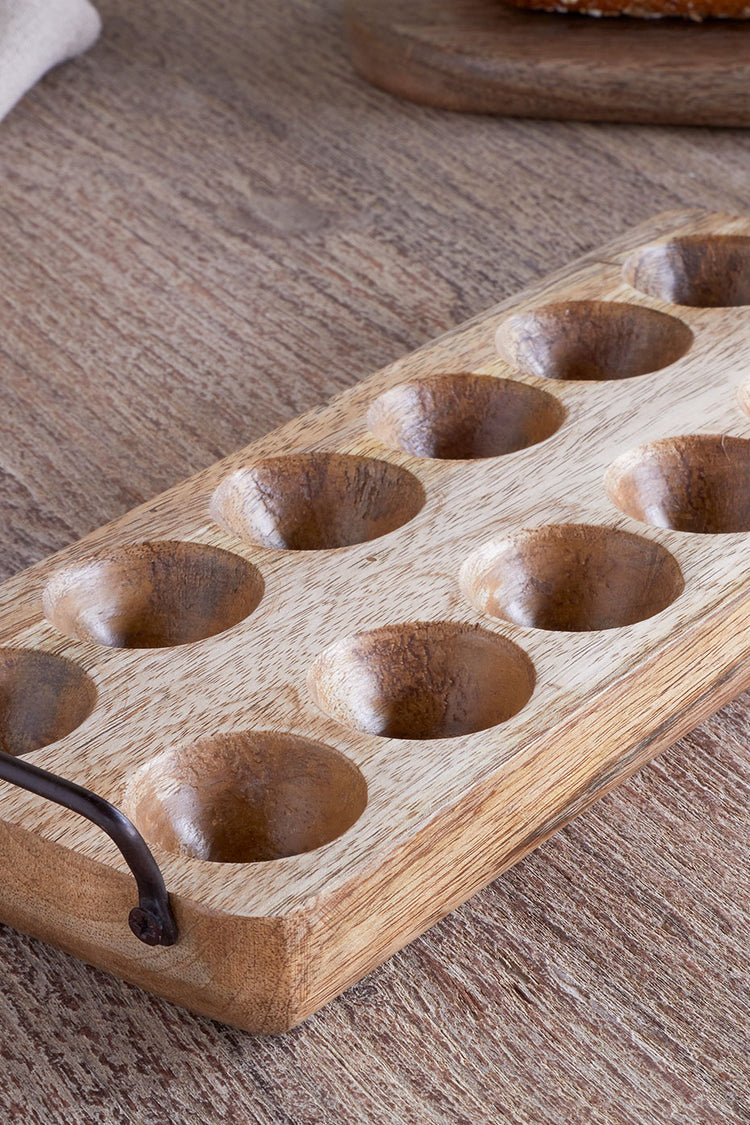 Natural Anda Mango Wood Egg Holder