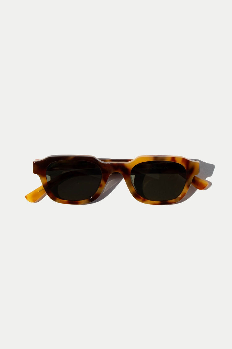 Waiting For The Sun Julia Green Lens Sunglasses 