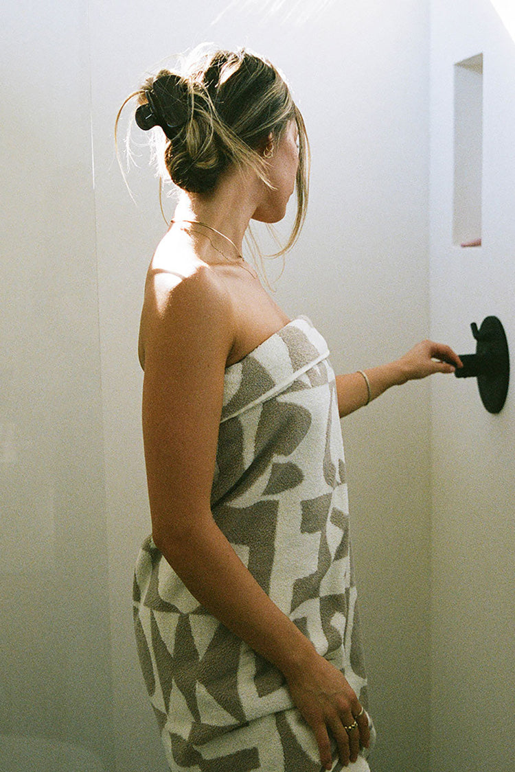 Cement Upton Bath Towel