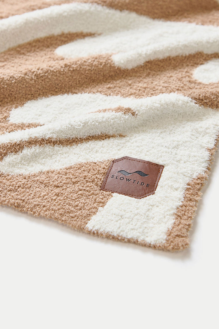 Mocha Kingston Plush Knit Throw Blanket