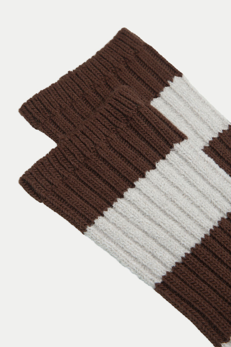 ANT45 Brown Hupepe Socks 