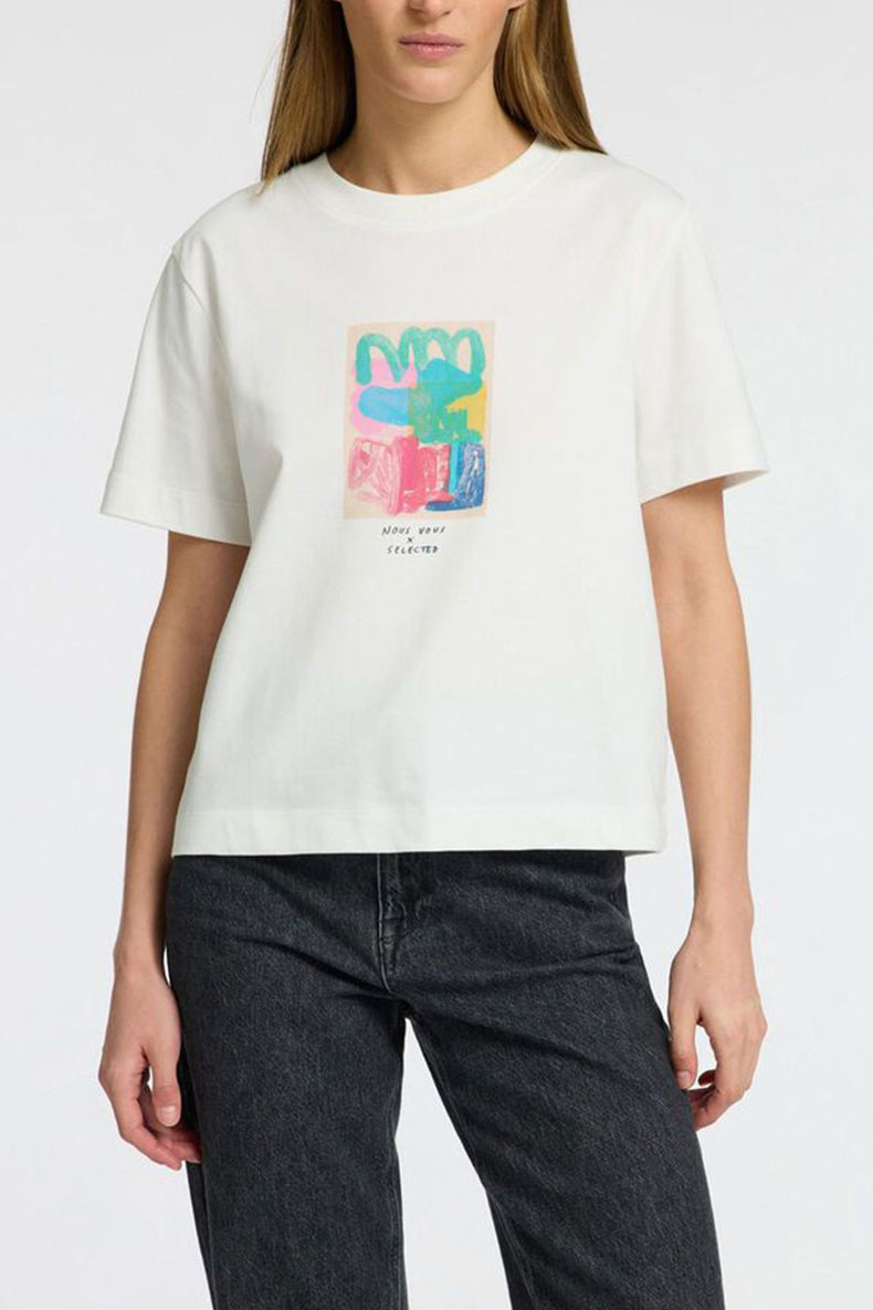 Snow White Essential Printed Boxy Fit T-Shirt