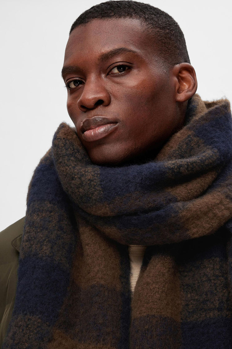 Sky Captain Hogar Checked Wool Scarf