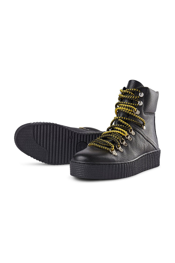 Black Agda Leather Boot