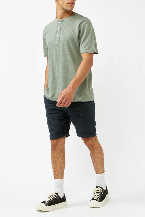 Total Eclipse Chuck Linen Shorts