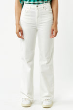 Snow White Alice Long Wide Jeans
