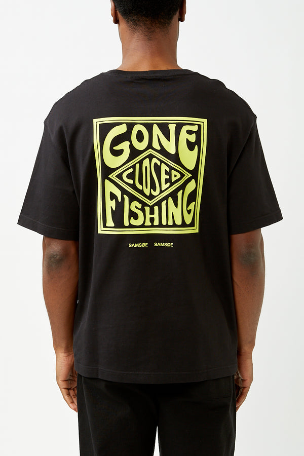 Black Gone Fishing Uni T-Shirt – Aida Shoreditch