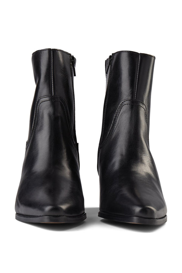 Black Georgia Leather Boots