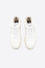 VEJA V-10 WHITE NATURAL BUTTERSCOTCH FAUX LEATHER TRAINERS WOMENS
