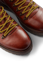 SHOE THE BEAR BROWN LAWRENCE LEATHER BOOT
